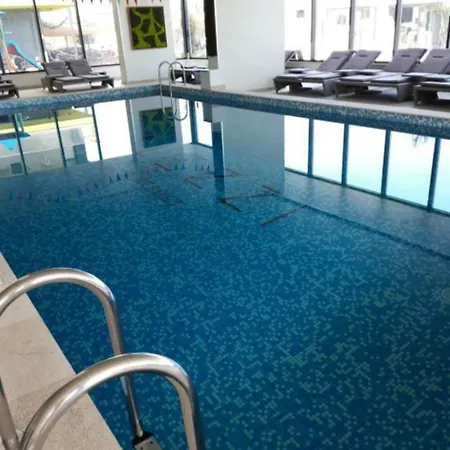 Aqua Rise & Piscine Restaurants Parking Apartment Navodari