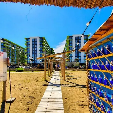 Aqua Rise & Piscine Restaurants Parking Navodari