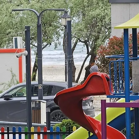 Aqua Rise & Piscine Restaurants Parking شقة Năvodari